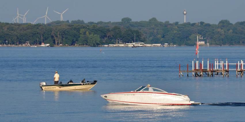 Lake Okoboji Resort And Conference Center מראה חיצוני תמונה