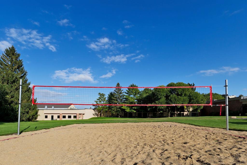 Lake Okoboji Resort And Conference Center מראה חיצוני תמונה