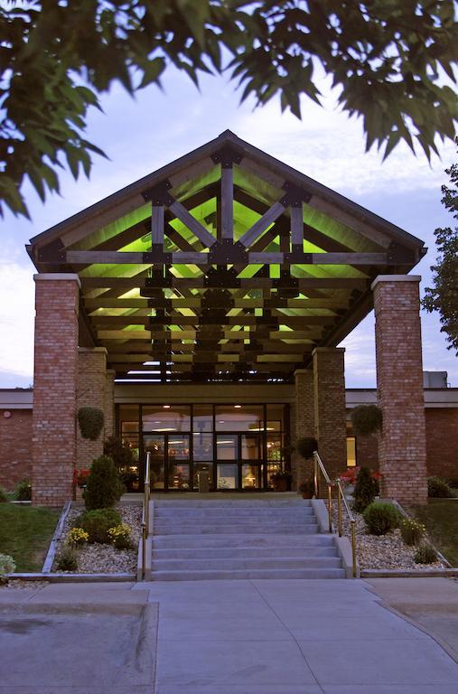 Lake Okoboji Resort And Conference Center מראה חיצוני תמונה